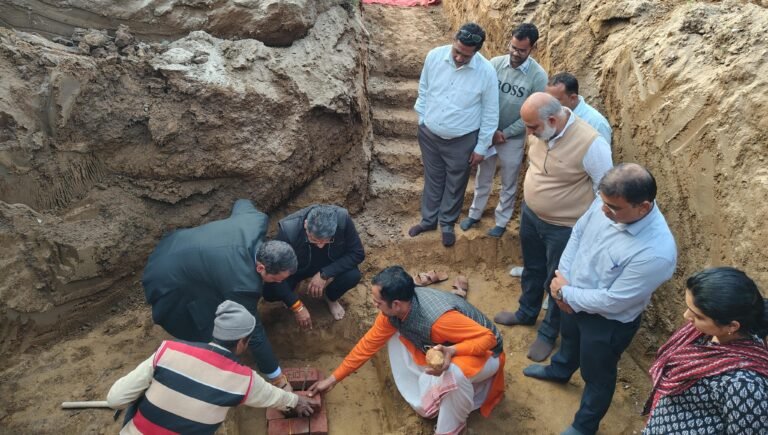 मुरादाबाद क्रिटिकल केयर हॉस्पिटल निर्माण का भूमिपूजन, विधायक और प्रशासनिक अधिकारी मौजूद