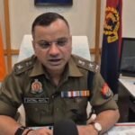 होली को लेकर मुरादाबाद पुलिस अलर्ट मोड में, फ्लैग मार्च करती पुलिस