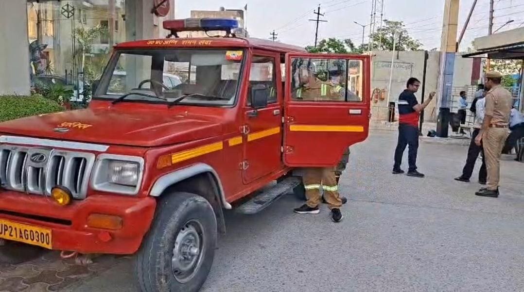 ग्रीन आर्किड मुरादाबाद में फायर मॉक ड्रिल