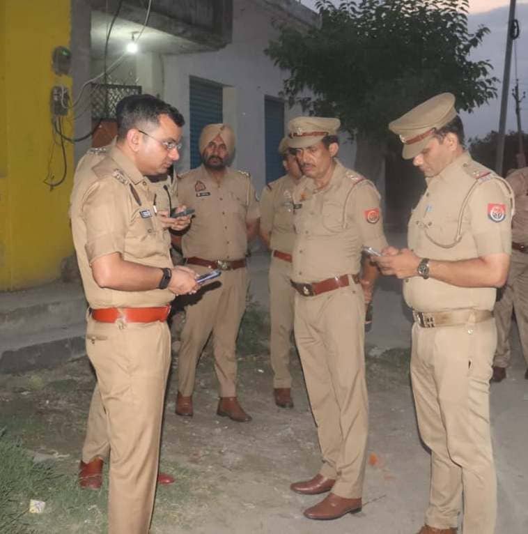 एसएसपी मुरादाबाद निरीक्षण सड़क चेकिंग