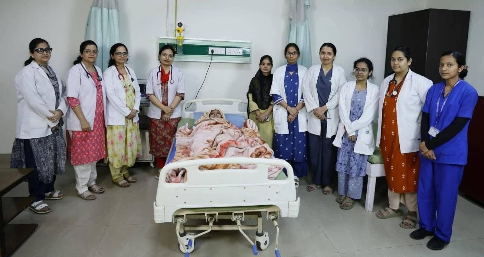 TMU अस्पताल मुरादाबाद में संभल की महिला ने 5 दिन में 4 बच्चों को जन्म दिया