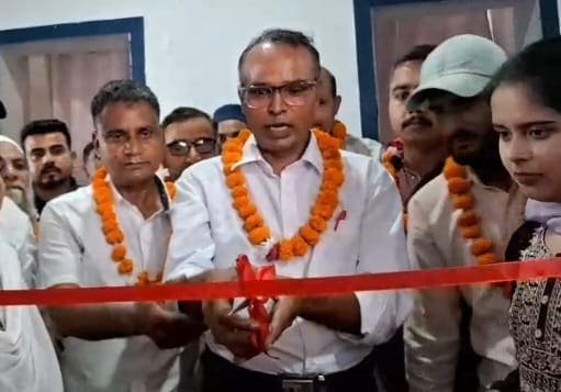 समाचार सूत्र सम्मान समारोह का शुभारंभ करते समाजसेवी डॉ. भाग सिंह